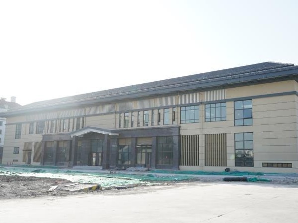 卷簾式擋煙垂壁走進蓬朗農貿市場改造項目